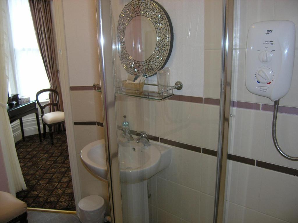 Christleton House Hotel Llandudno Room photo